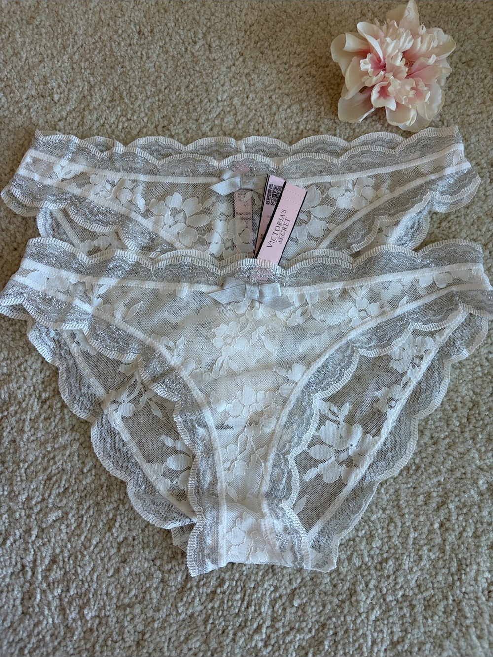 Victoria's Secret White Lace Bikini Dream Angel Panties, S